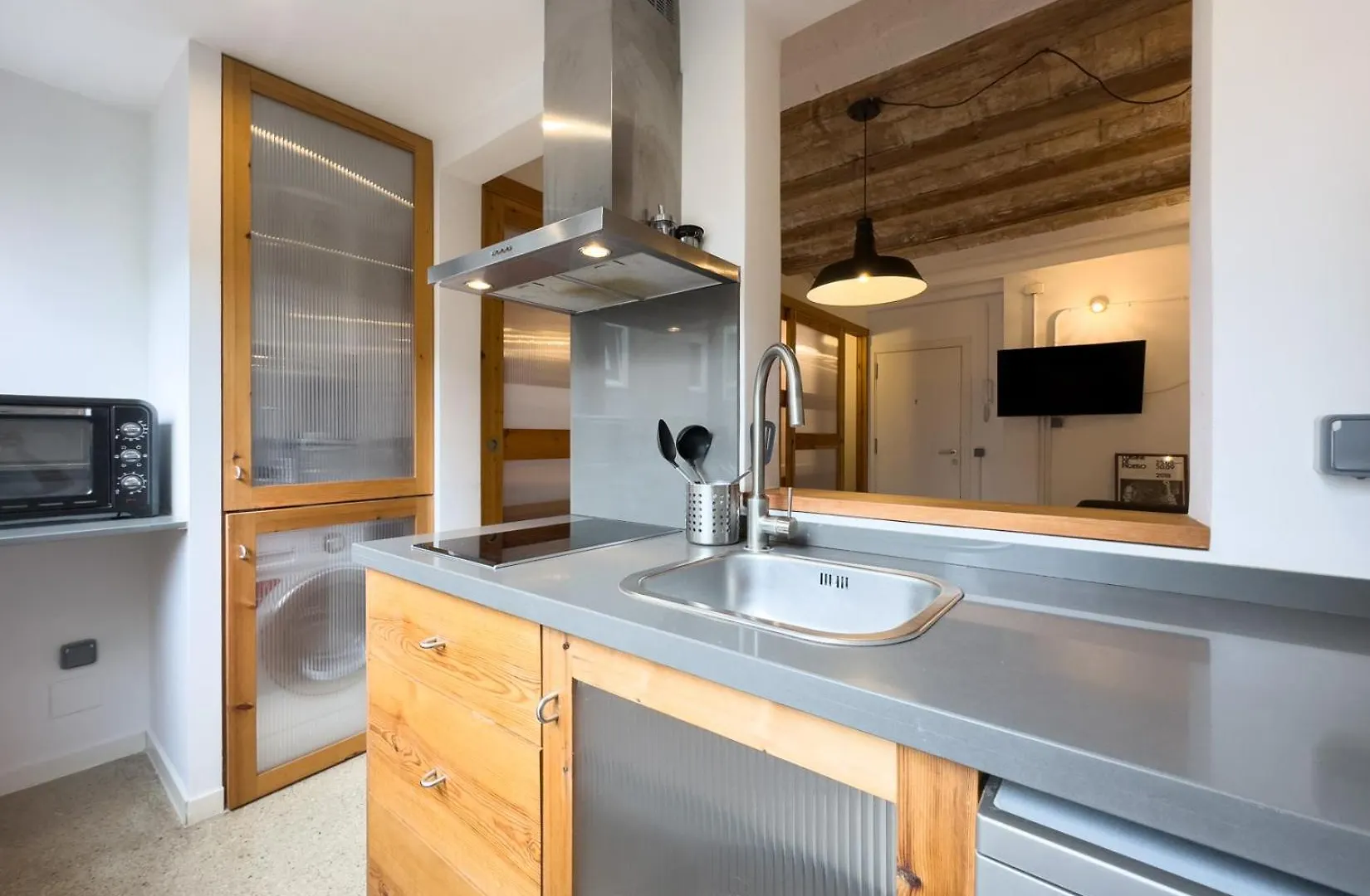 Barcelona Touch Apartments - Font Honrada Spain