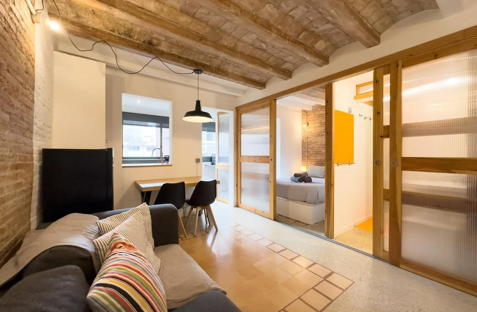 Barcelona Touch Apartments - Font Honrada 0*,