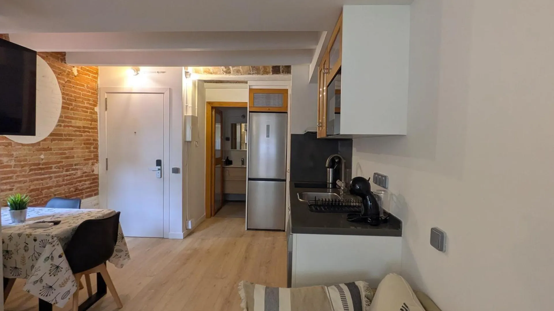 Barcelona Touch Apartments - Font Honrada