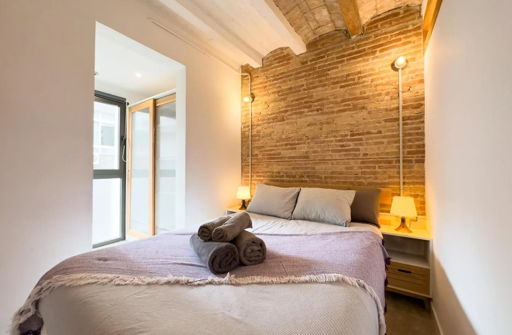 Barcelona Touch Apartments - Font Honrada Spain